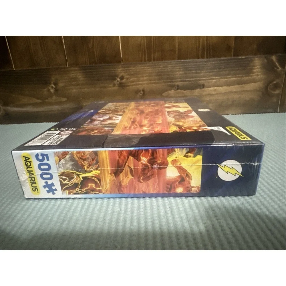 NEW SEALED DC‎ Comics The Flash Superhero AQUA 500 Piece Jigsaw Puzzle UNIQUE!
